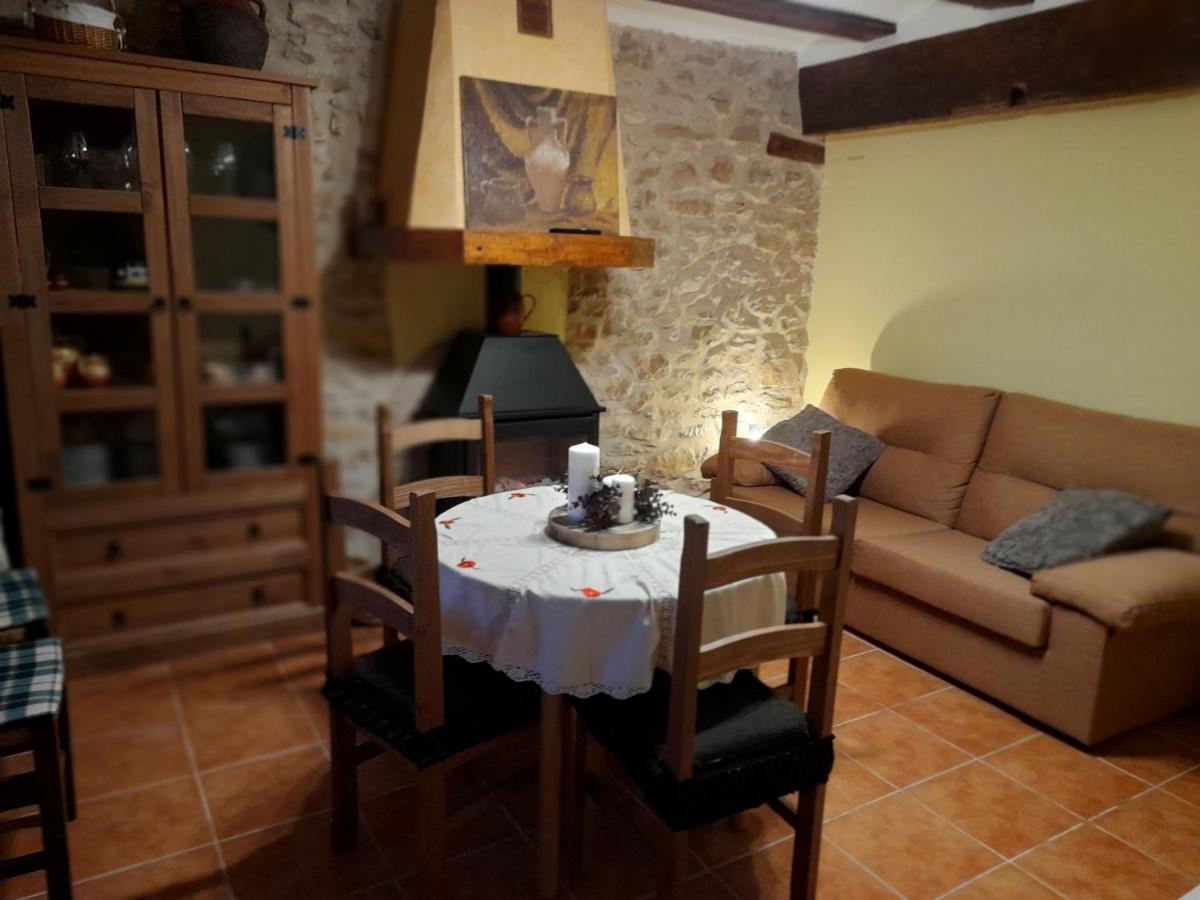 Hostal Ca Efren Castellfort Exterior foto